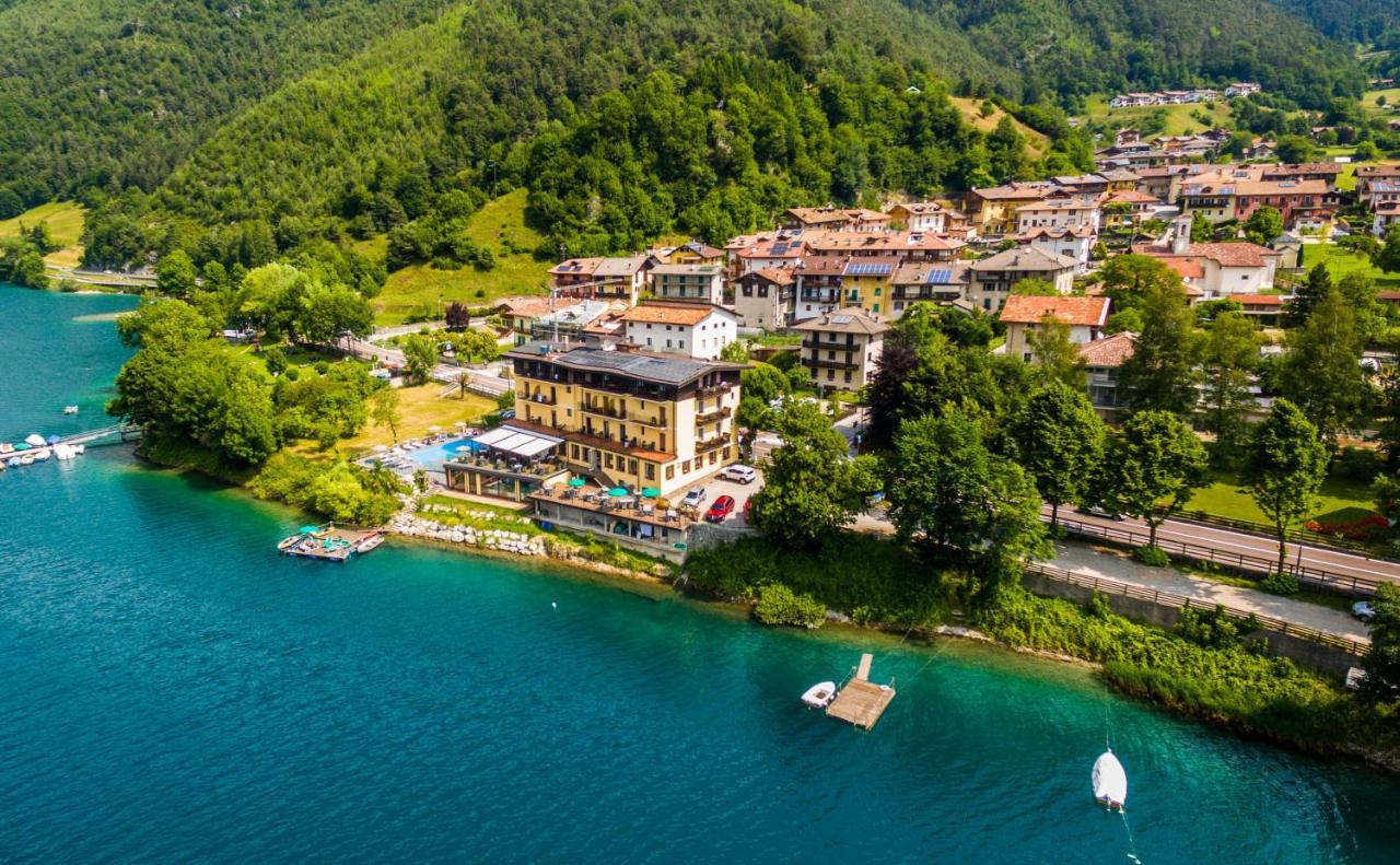 Albergo Mezzolago Exterior foto